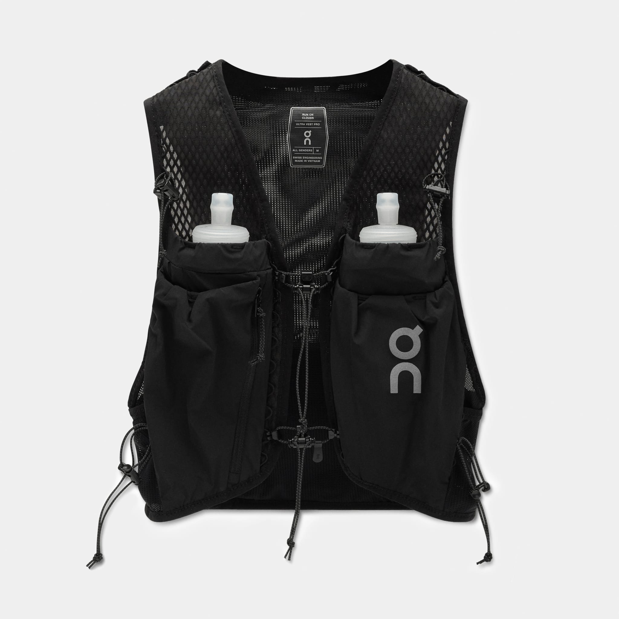 Lightweight Running Vests for Long-Distance and Trail Runners